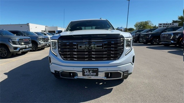 GMC Sierra 1500 Vehicle Full-screen Gallery Image 03