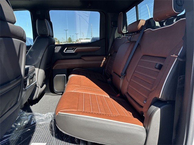 GMC Sierra 1500 Vehicle Full-screen Gallery Image 23