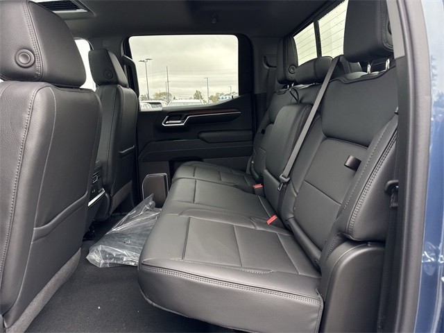 GMC Sierra 1500 Vehicle Full-screen Gallery Image 23