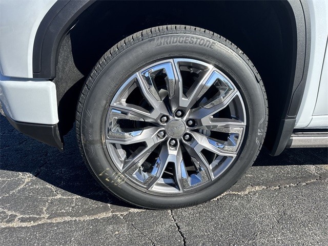 GMC Sierra 1500 Vehicle Full-screen Gallery Image 10