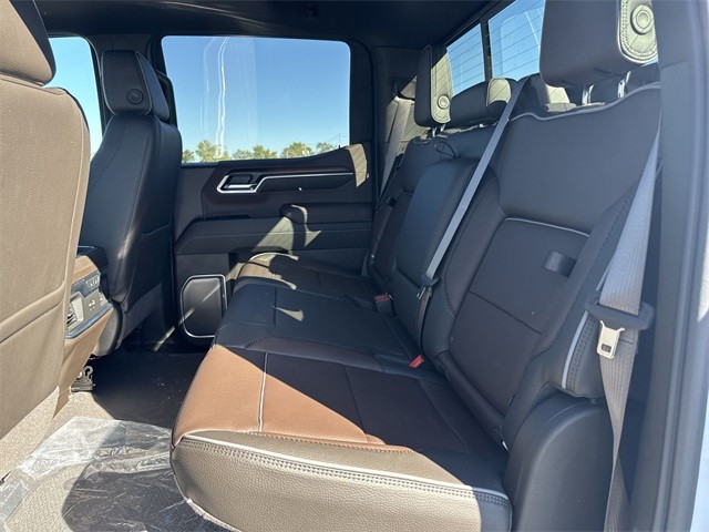 GMC Sierra 1500 Vehicle Full-screen Gallery Image 23