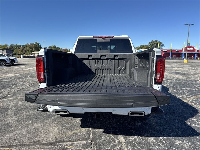 GMC Sierra 1500 Vehicle Full-screen Gallery Image 24