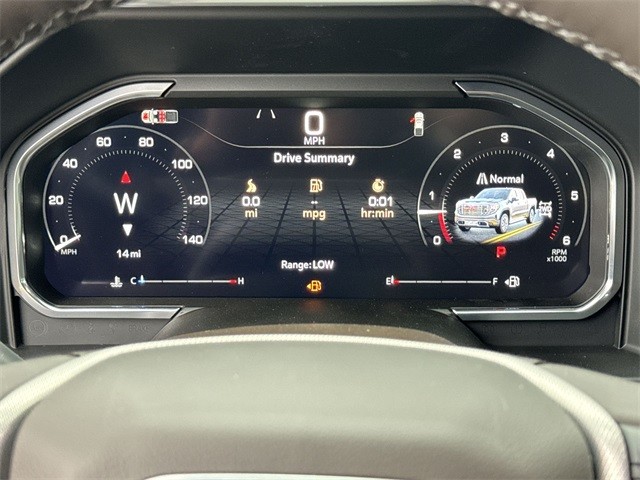 GMC Sierra 1500 Vehicle Full-screen Gallery Image 15