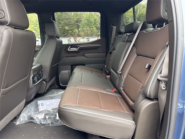 GMC Sierra 1500 Vehicle Full-screen Gallery Image 22