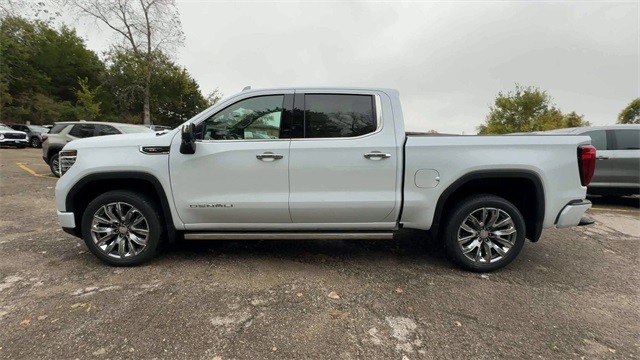 GMC Sierra 1500 Vehicle Full-screen Gallery Image 05