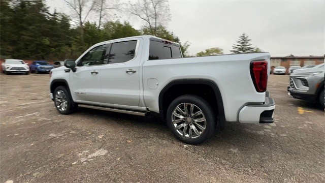 GMC Sierra 1500 Vehicle Full-screen Gallery Image 06