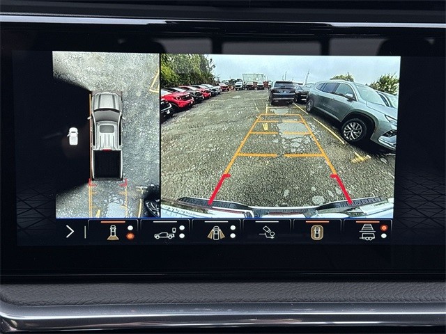 GMC Sierra 1500 Vehicle Full-screen Gallery Image 17