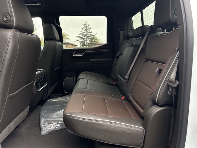 GMC Sierra 1500 Vehicle Full-screen Gallery Image 23