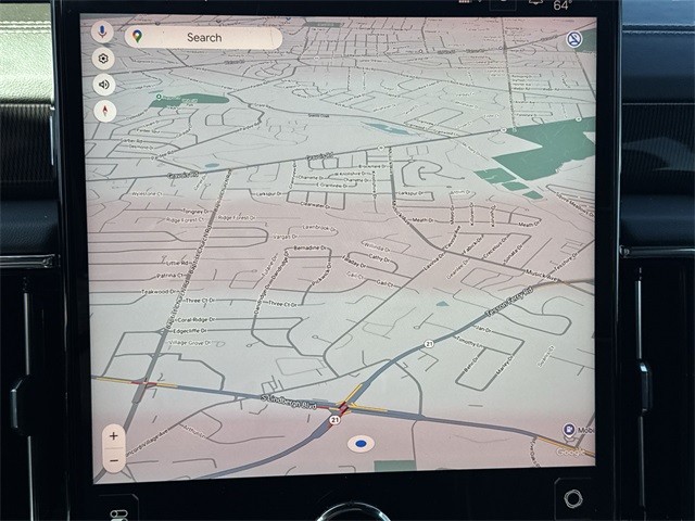 GMC Yukon Vehicle Full-screen Gallery Image 18