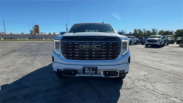 GMC Sierra 1500 Vehicle Full-screen Gallery Image 03