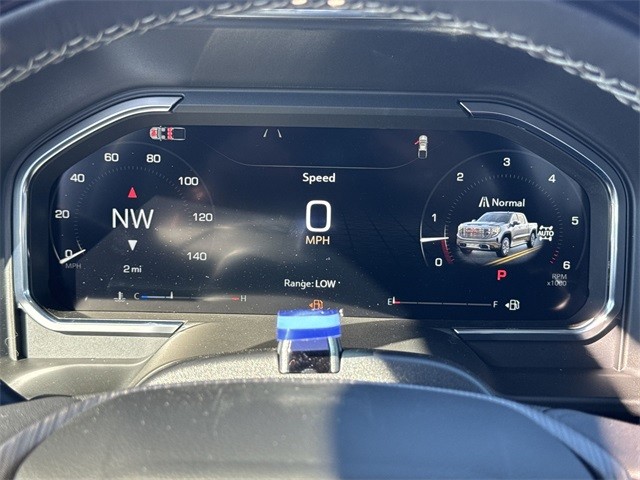 GMC Sierra 1500 Vehicle Full-screen Gallery Image 15