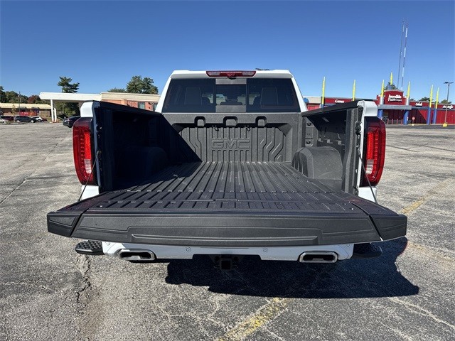 GMC Sierra 1500 Vehicle Full-screen Gallery Image 24
