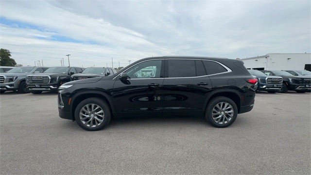 Buick Enclave Vehicle Full-screen Gallery Image 05