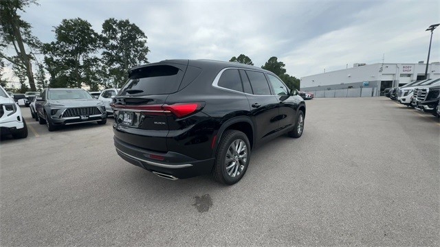 Buick Enclave Vehicle Full-screen Gallery Image 08