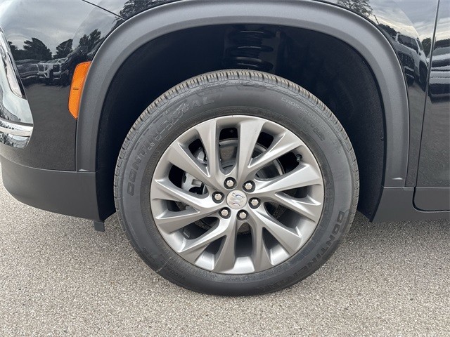 Buick Enclave Vehicle Full-screen Gallery Image 10