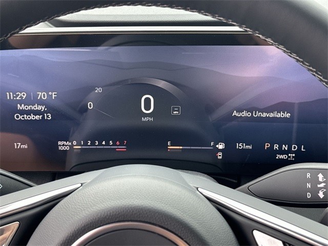 Buick Enclave Vehicle Full-screen Gallery Image 15