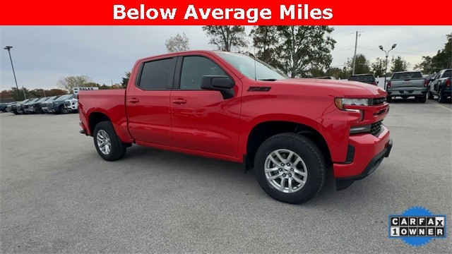 Chevrolet Silverado 1500 Vehicle Full-screen Gallery Image 02