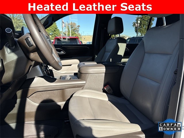 Chevrolet Suburban Vehicle Full-screen Gallery Image 22