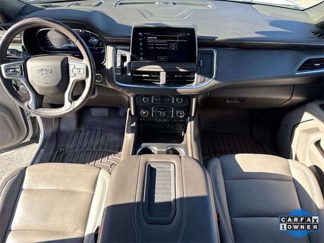 Chevrolet Suburban Vehicle Full-screen Gallery Image 23