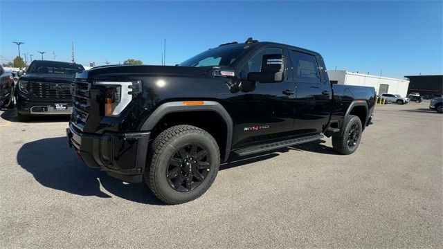 GMC Sierra 2500HD Vehicle Full-screen Gallery Image 04