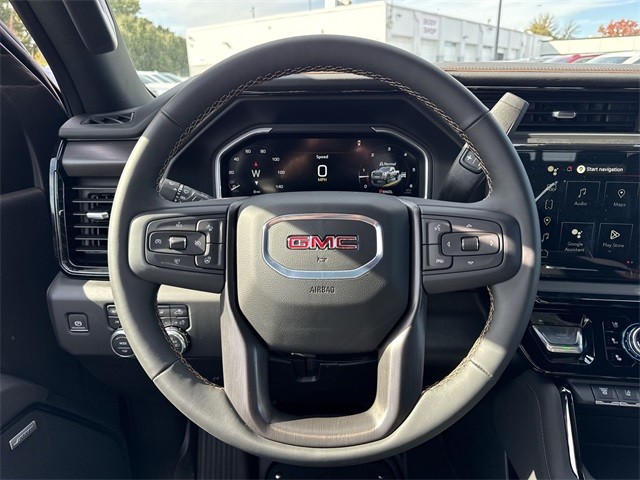 GMC Sierra 2500HD Vehicle Full-screen Gallery Image 14