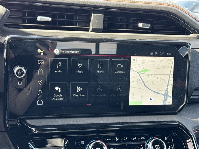 GMC Sierra 2500HD Vehicle Full-screen Gallery Image 16