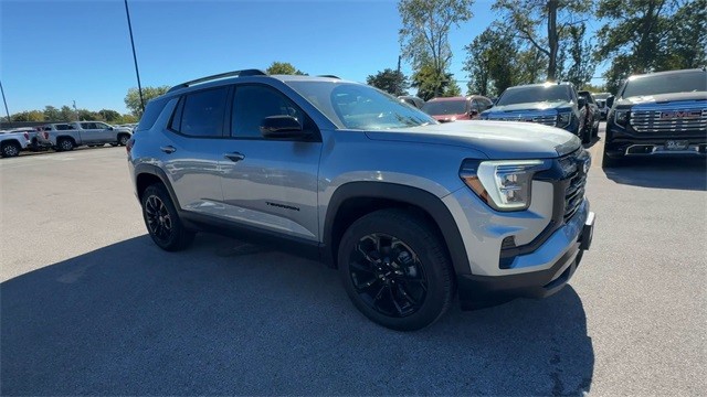 GMC Terrain Vehicle Full-screen Gallery Image 02