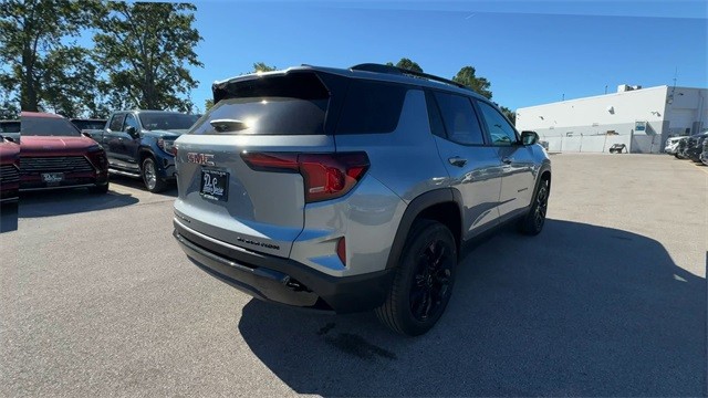 GMC Terrain Vehicle Full-screen Gallery Image 08