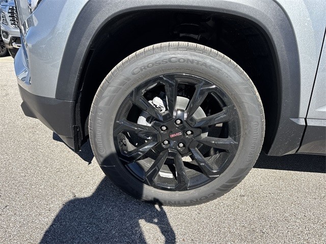 GMC Terrain Vehicle Full-screen Gallery Image 10