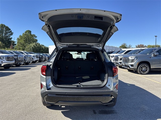 GMC Terrain Vehicle Full-screen Gallery Image 23