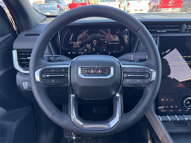 GMC Terrain Vehicle Full-screen Gallery Image 14