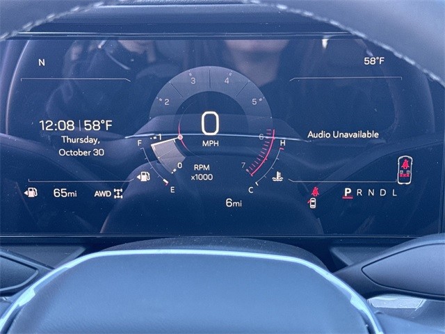 GMC Terrain Vehicle Full-screen Gallery Image 15