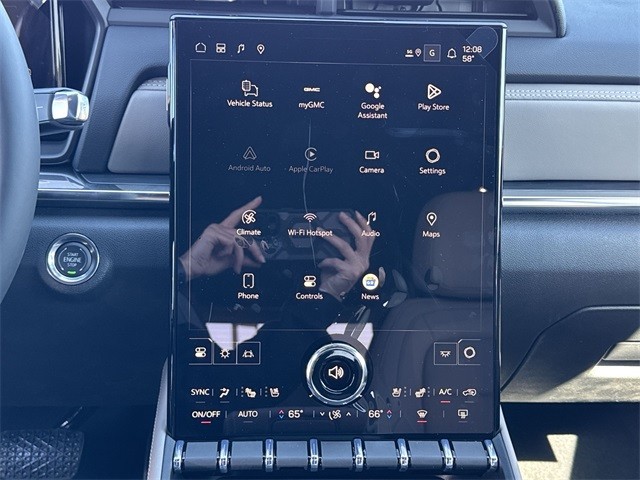 GMC Terrain Vehicle Full-screen Gallery Image 16