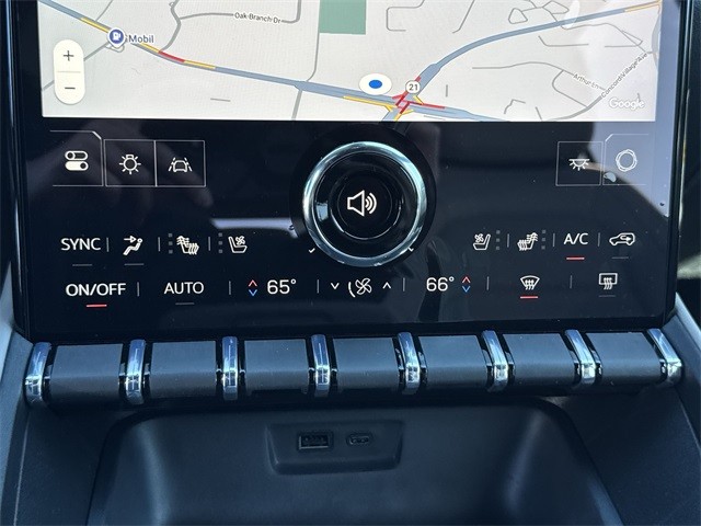 GMC Terrain Vehicle Full-screen Gallery Image 19