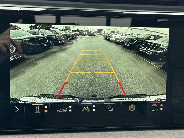 GMC Sierra 1500 Vehicle Full-screen Gallery Image 17