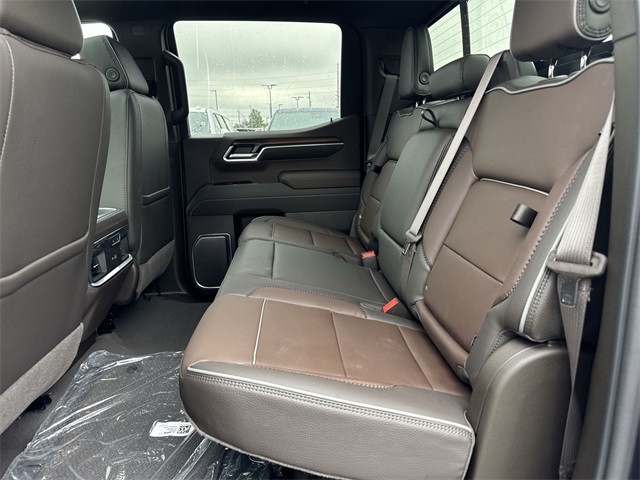 GMC Sierra 1500 Vehicle Full-screen Gallery Image 23