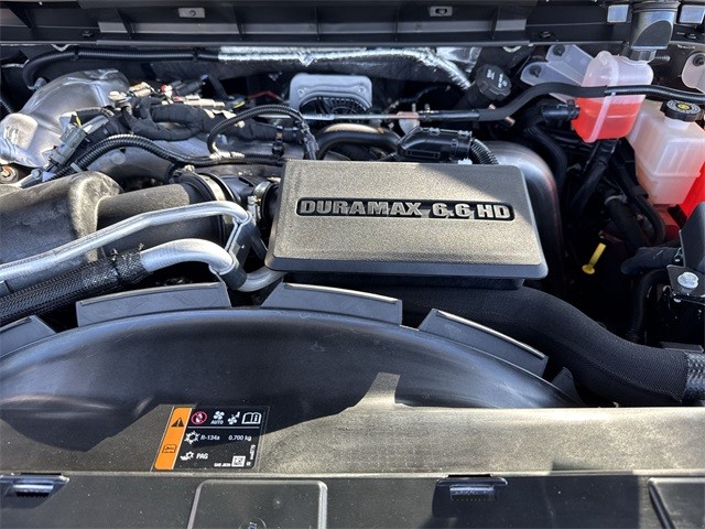 GMC Sierra 2500HD Vehicle Full-screen Gallery Image 25