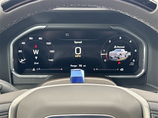 GMC Sierra 1500 Vehicle Full-screen Gallery Image 15