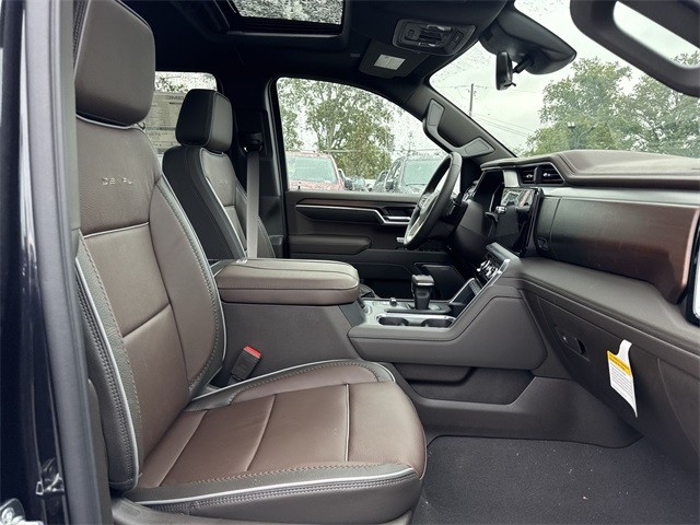 GMC Sierra 1500 Vehicle Full-screen Gallery Image 25