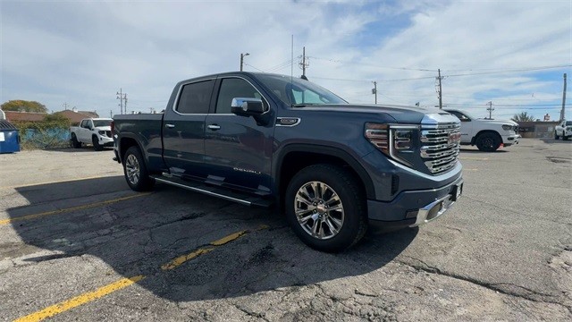 GMC Sierra 1500 Vehicle Full-screen Gallery Image 02