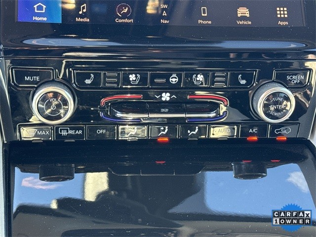 Jeep Grand Cherokee Vehicle Full-screen Gallery Image 22