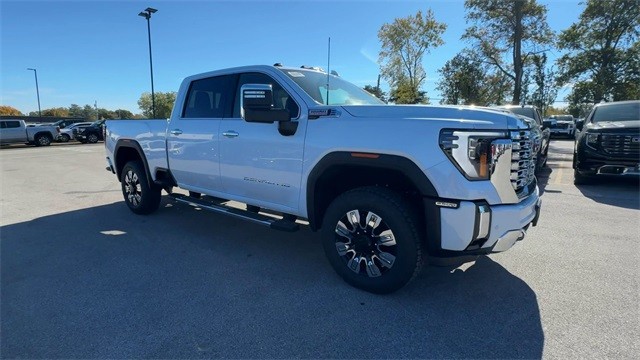 GMC Sierra 2500HD Vehicle Full-screen Gallery Image 02