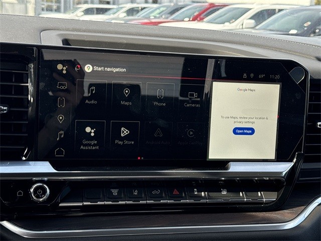 GMC Sierra 2500HD Vehicle Full-screen Gallery Image 16