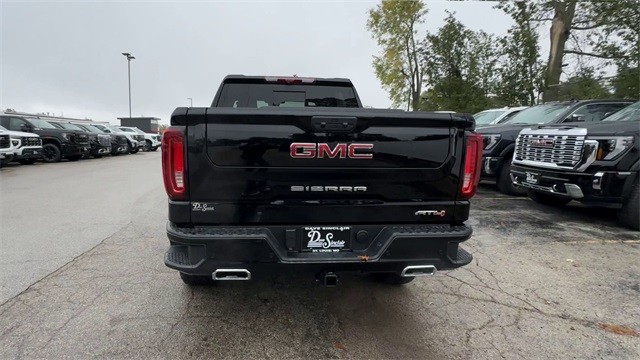 GMC Sierra 1500 Vehicle Full-screen Gallery Image 07