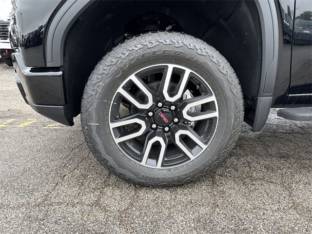 GMC Sierra 1500 Vehicle Full-screen Gallery Image 10