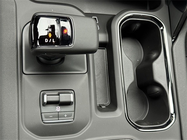 GMC Sierra 1500 Vehicle Full-screen Gallery Image 20