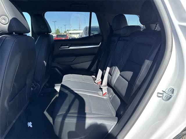 GMC Terrain Vehicle Full-screen Gallery Image 22