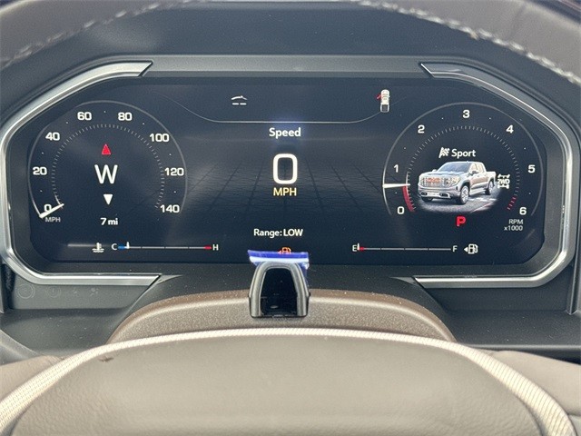 GMC Sierra 1500 Vehicle Full-screen Gallery Image 15