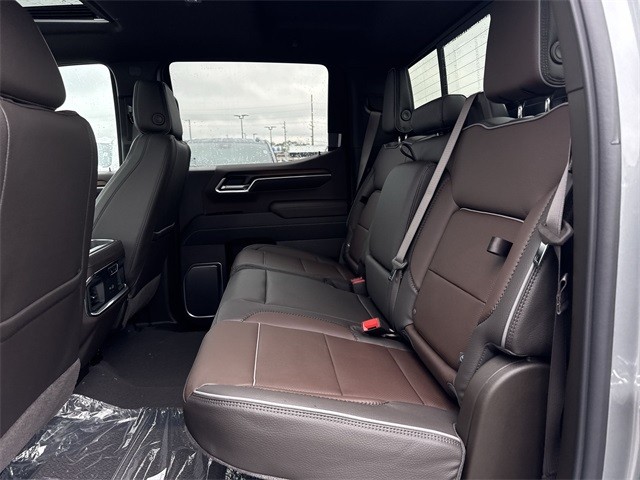 GMC Sierra 1500 Vehicle Full-screen Gallery Image 23