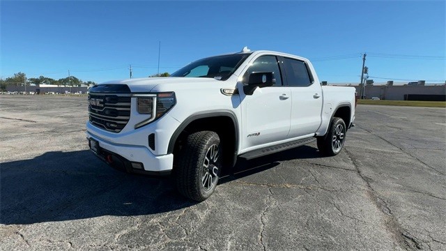 GMC Sierra 1500 Vehicle Full-screen Gallery Image 04